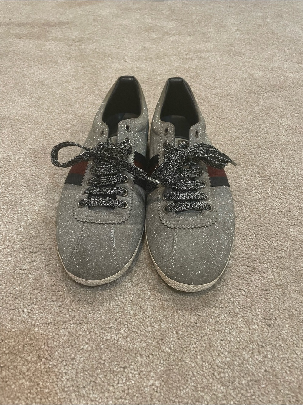 Gucci Bambi web Silver Glitter Low-Top Sneaker with Red-Blue Web - Picture 2 of 7